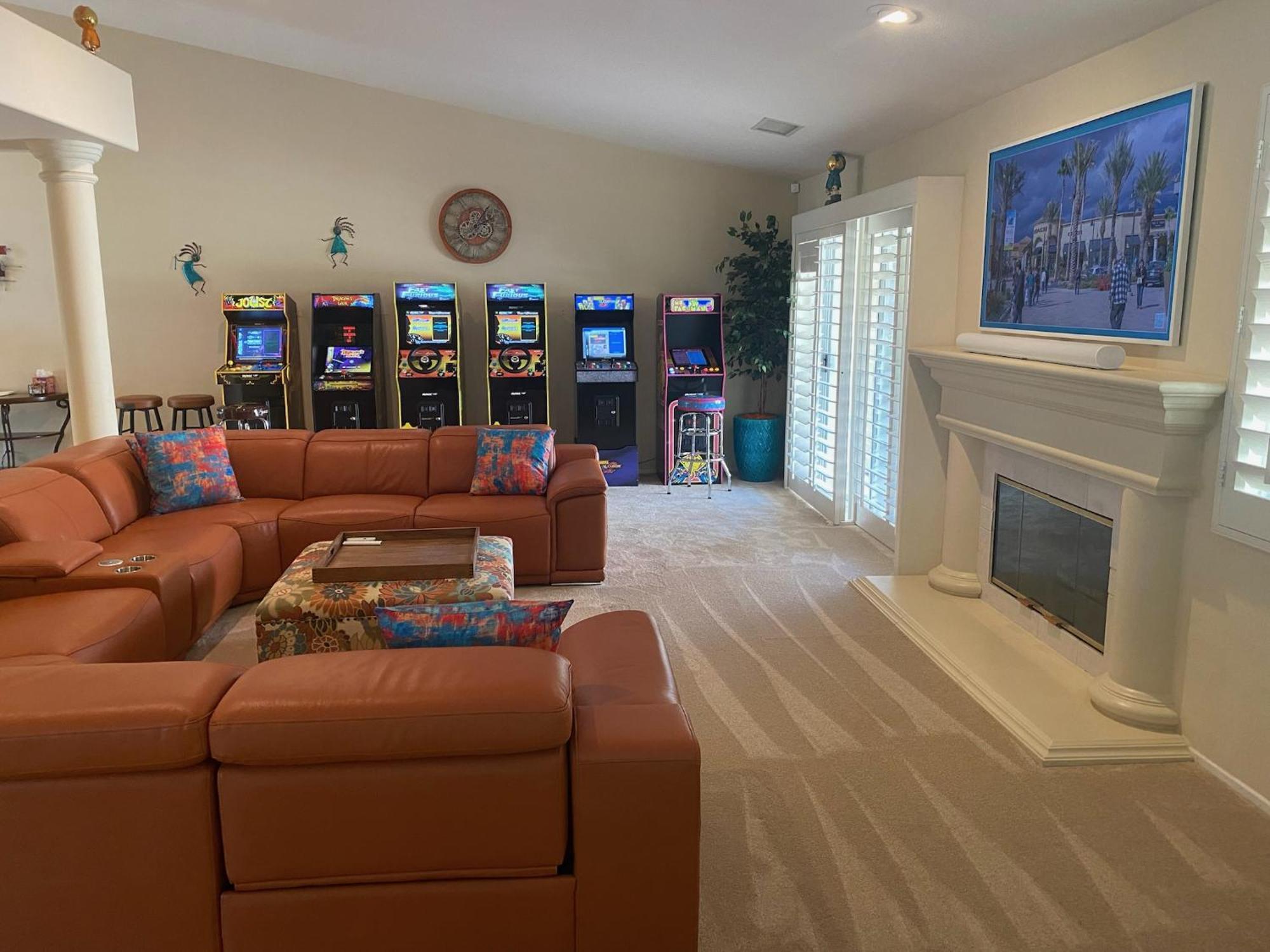 Coachella Chill: Luxury 4Br/4King Paradise Retreat Indio Bagian luar foto